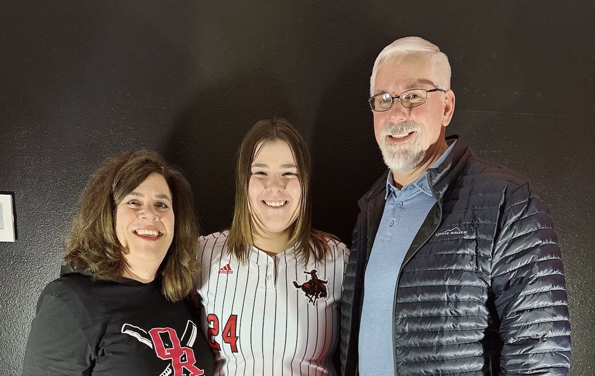 Grateful to receive an offer from <a href="/NWOSU_SB/">Ranger Softball</a> !! Thank you <a href="/Casady_Webb/">Casady Webb</a> @Hayleighmarie16 and Coach Williams for the amazing visit! #RideRangersRide <a href="/owassosb/">Owasso Softball</a>