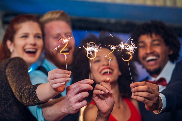 DavidNguyenHTX's tweet photo. We are here to help guide you through 2022's celebrations and challenges to make 2023 the best yet. Contact the [AGENT NAME] agency and we’ll be happy to help you prepare for next year! https://t.co/PQloR4tNRS