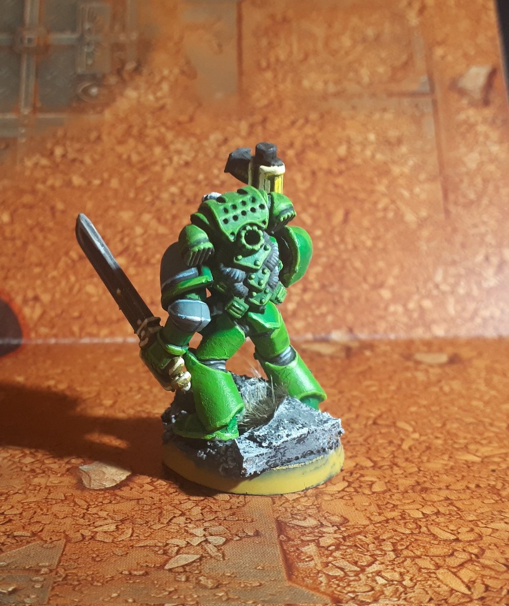 pixel_van_gogh's tweet photo. #1minixdia2023 #warmongers #spacemarines #sonsofmedusa
19/1/23
Marine de asalto de la death company, pero a verde-gris-blanco claro https://t.co/VbjsWHmgbt