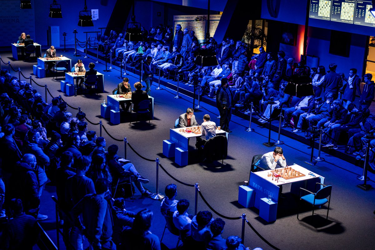 tatasteelchess's tweet photo. ♟| Chess on Tour ✅, what a day! So many chess fans came to watch the Masters, live commentary and have a good time! Now it's time to head back to Wijk aan Zee for round 6. #TataSteelChess #ChessOnTour https://t.co/17i7Gbyg0R