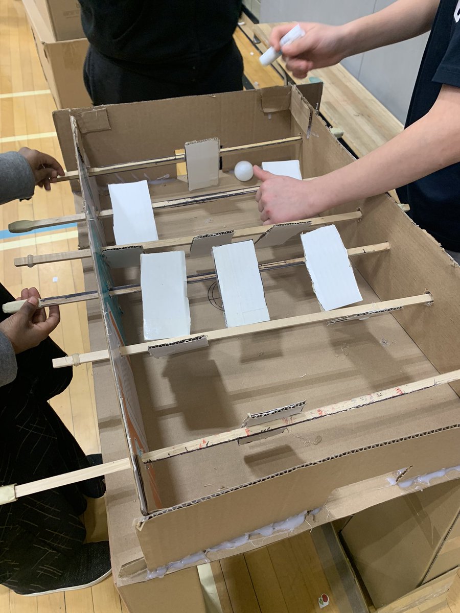 jcole1689's tweet image. Thank you SO MUCH to the @CarletonHeights Gr6s for putting on an amazing Cardboard Arcade! The creativity and attention to detail in your games were truly impressive 👏🏼 @OCDSB #cardboardchallenge