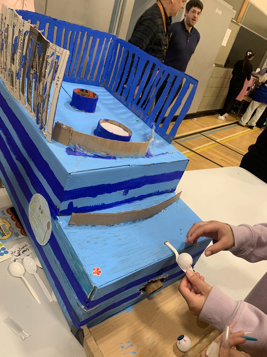 jcole1689's tweet image. Thank you SO MUCH to the @CarletonHeights Gr6s for putting on an amazing Cardboard Arcade! The creativity and attention to detail in your games were truly impressive 👏🏼 @OCDSB #cardboardchallenge