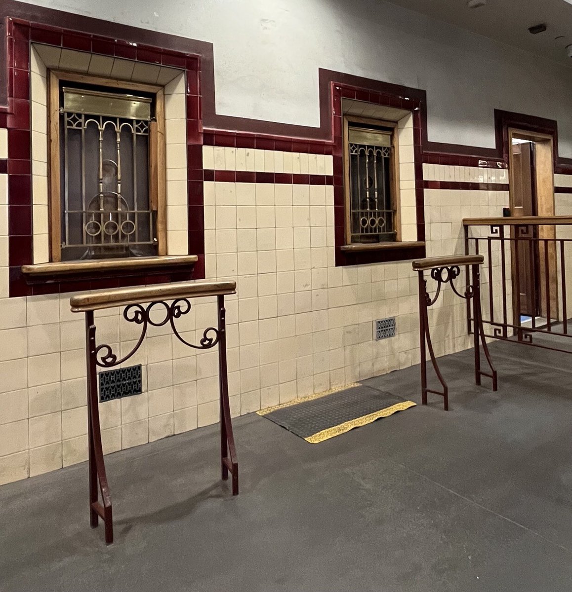 svegress's tweet photo. surrounds..
#publicsydney 🧵
https://t.co/Xbh7uLNB8t (2/2) https://t.co/PRVyfSgh29