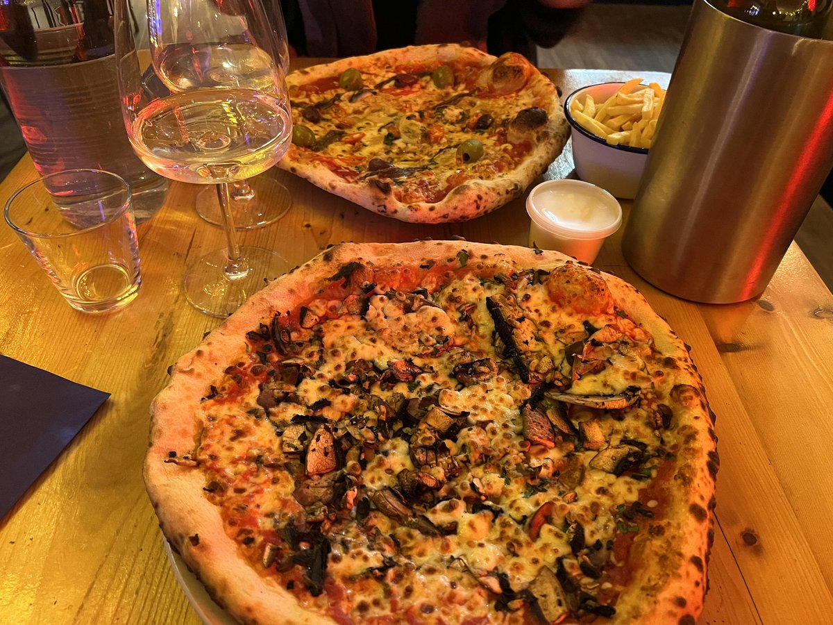 DrLisa_AHP's tweet photo. Getting an email to say your paper has been accepted for publication is still the BEST FEELING EVER!! ππ Celebratory wine π· and pizza π with fab #AHP family member and co-author @PSSresearcher ππ #AHPsInQI #GroupConceptMapping https://t.co/iF6hwo8vP4