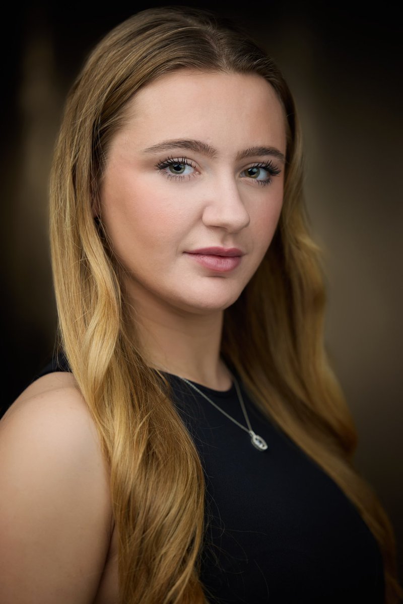 Showing her character and personality in her #newheadshots Sophie-Jo came to us in London for a refresh. Can’t wait to see what happens next!!! #headshotphotography #actorheadshots #headshots