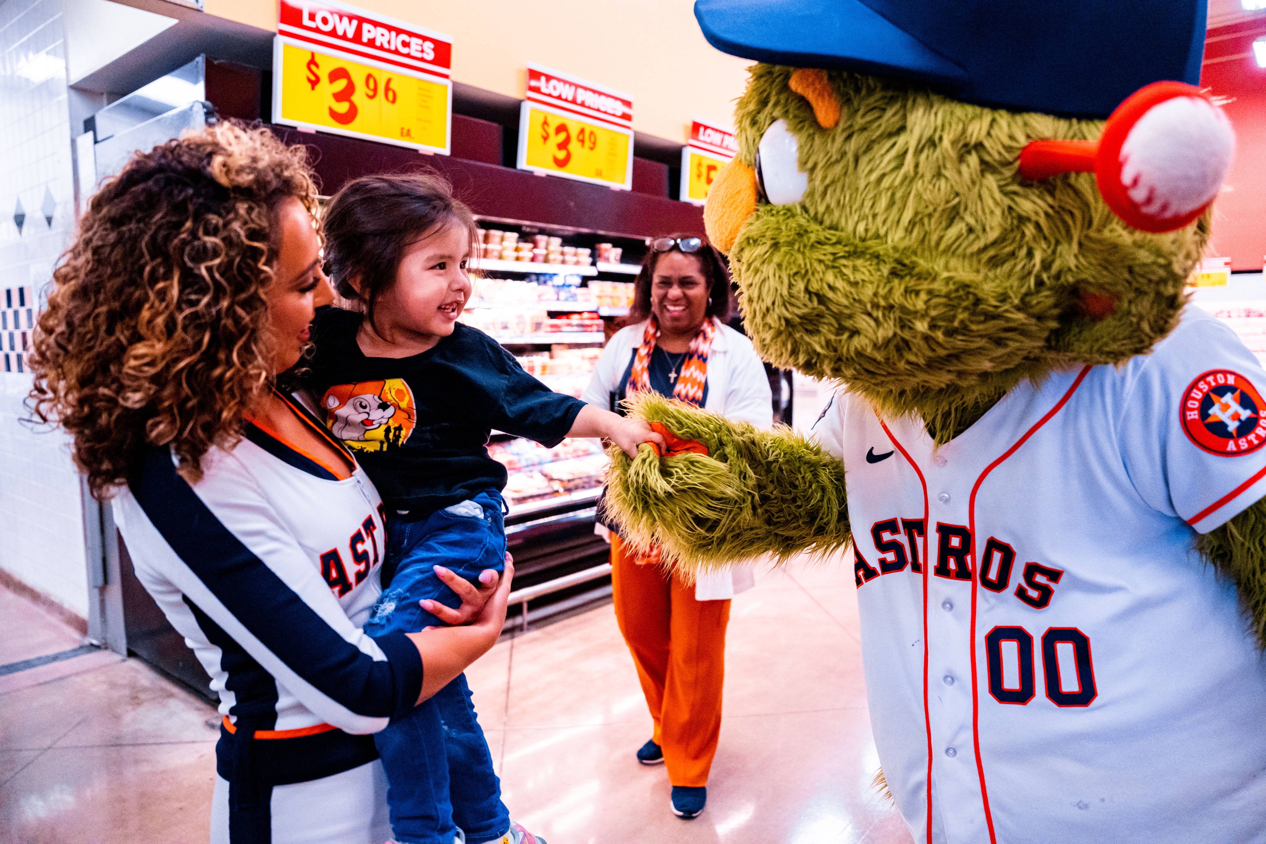 Houston Astros on X Thanks to Orbit shoppers at HEB had their