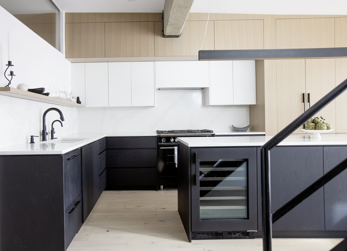 roadhousepro1's tweet image. One of the best parts about diving into an exciting custom home building project is getting the chance to build a home that’s uniquely yours roadhousehomes.ca/news-views/5-m… #VancityHomes #CustomHomeBuilder #HomeBuildingBlog #RenovationTips #HomeBuildingTips