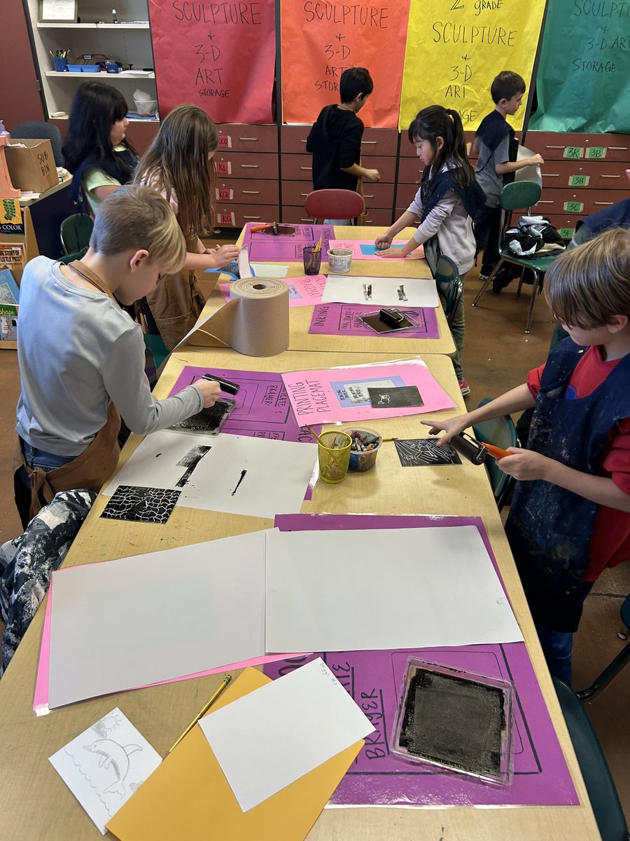 MrsNArtStudio's tweet photo. Printmaking workshop today with @NorthwoodES third graders. Students learned about relief prints and practiced this new skill to open the Printmaking center in the art room. #printmaking #choicebasedart #MEVSD #thinkbeforeyouink https://t.co/ruoIu3Zhlc