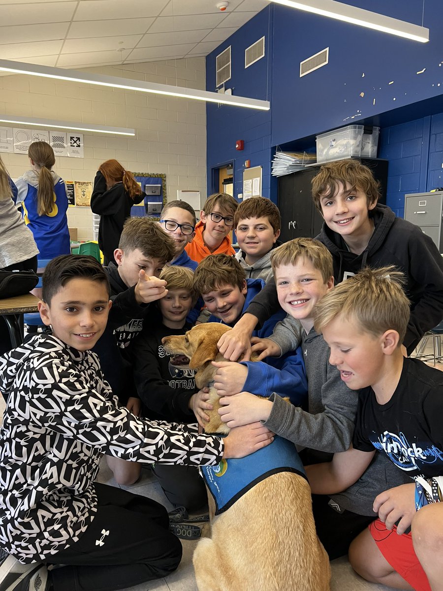 MrSmallDoesMath's tweet image. A big thank you to @laurmalaney for having the therapy dogs come to our class. The students had an opportunity to teach the dogs unit rates. The dogs got to see how……RUFF….math can be 🐶 @OPSchoolsNJ @KeiserMelissa