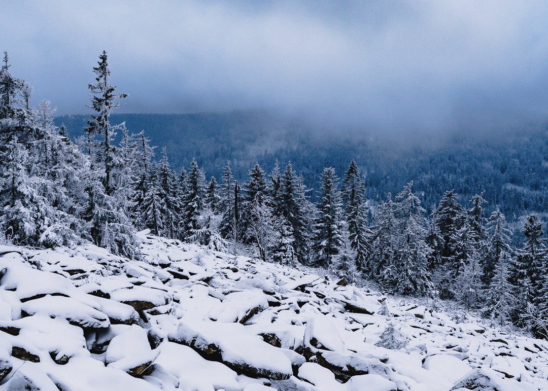 Das #Fichtelgebirge fasziniert mich immer wieder aufs Neue. Auch im Winter gibt es hier so tolle Wanderwege und Fotomotive 🤩 #Winterwandertage