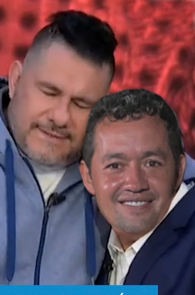 2024_4T's tweet photo. Saludos al #Sintitulo https://t.co/lV1HLH0a82