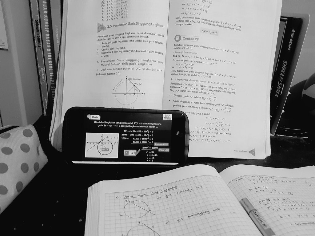 notesbyadel's tweet photo. 20/01/2023 — #StudyWithKines ; progress
mengawali hari dengan matematika minat😴 #BelajarApaHariIni #AMBISVERSE #studytwt #studyacc https://t.co/O6kvUgxdJu