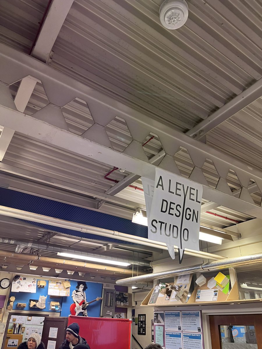 Highams Park School tweet media