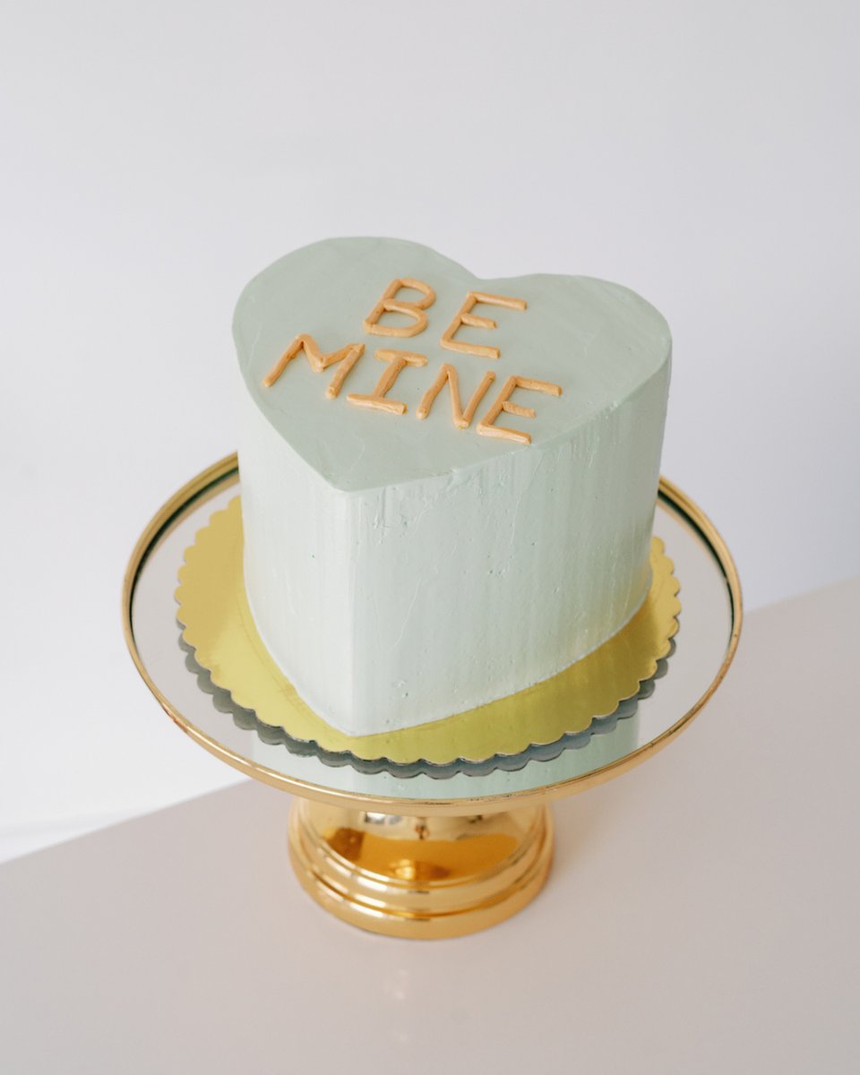 ✨ BE MINE ✨ 

Happy *almost* Valentine's Day, Friends! Don't forget to Pre-order your Valentine's confections! 

Below is our lineup for this year.

Mini Cake + Petite Bouquet 
Conversation Heart Cake
Floral Bouquet Cake 
Vintage Ruffle Cake
Persian Love Bundt Cake
Macaron Cu