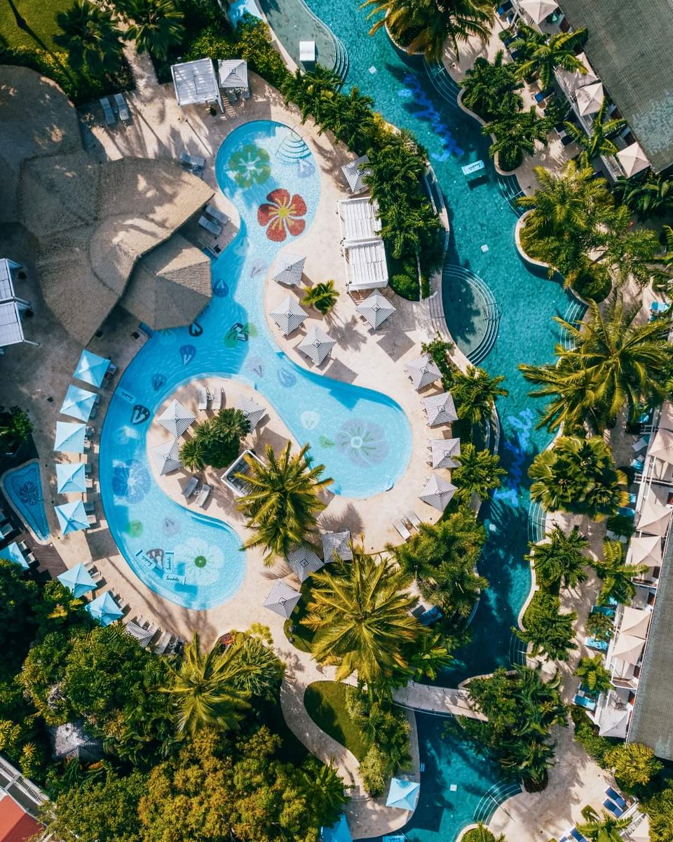 Nestled within tropical gardens alongside St Lucia's shores, #SandalsHalcyonBeach calls to your inner calm and encourages you to unwind and reset!

#SandalsResorts #StLucia #alongthecoasttravel