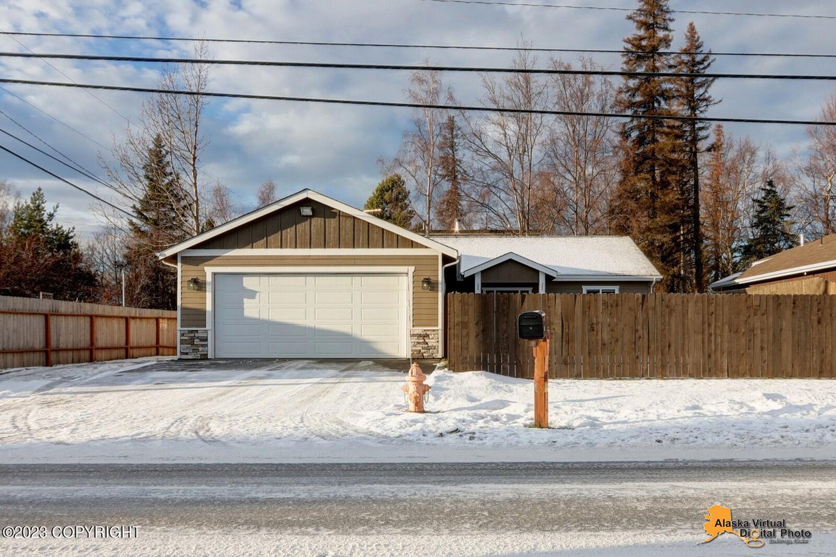 darwalden's tweet photo. New Listing! $475,000.00, 3BR, 2BA, 7840 Blackberry Street, Anchorage, AK 99502, Full Details https://t.co/VtIrLGZHRC https://t.co/ukDL4zUDnc