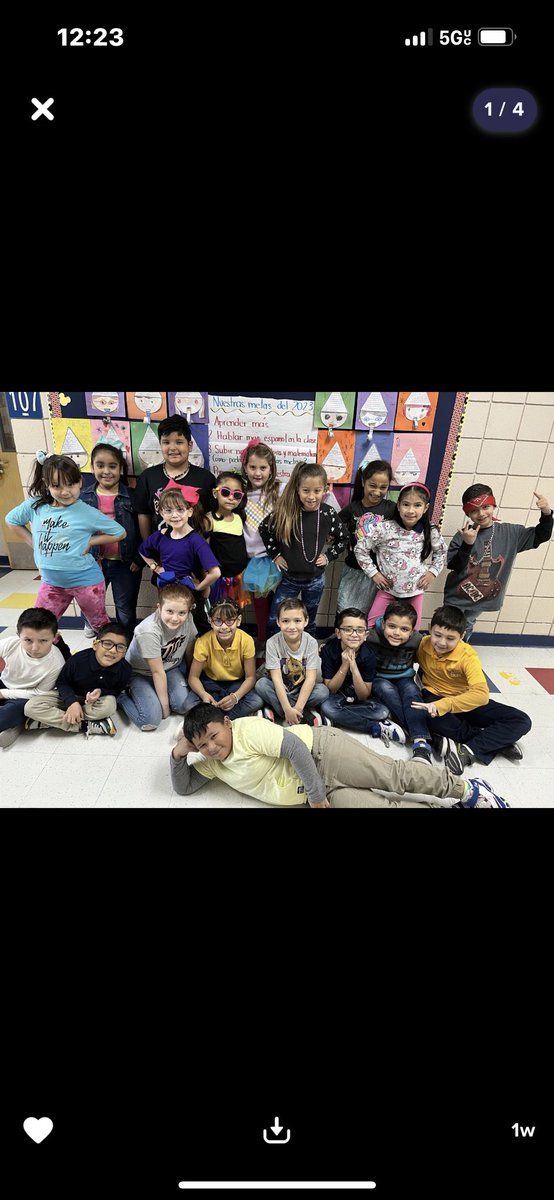 bferro17's tweet photo. My class won the attendance challenge for 2nd grade!! Thank you for the yummy snacks! @EastwoodKnolls Thank you Mr Robledo, Ms. Perez, Mr. Bowles!! https://t.co/FdvYWXoSZR
