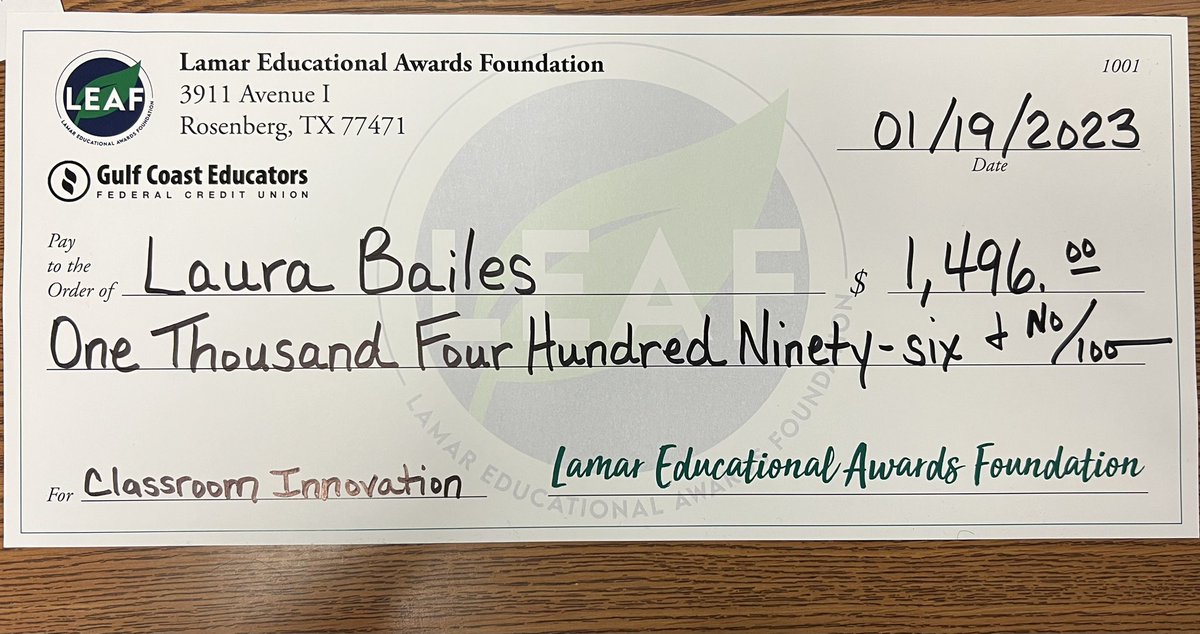 BailesASLFHS's tweet photo. Thank you @LEAFGrants for awarding my current and future students of @LamarCISD at @FosterHSNews with iPads! https://t.co/PJ9TAZpVIW