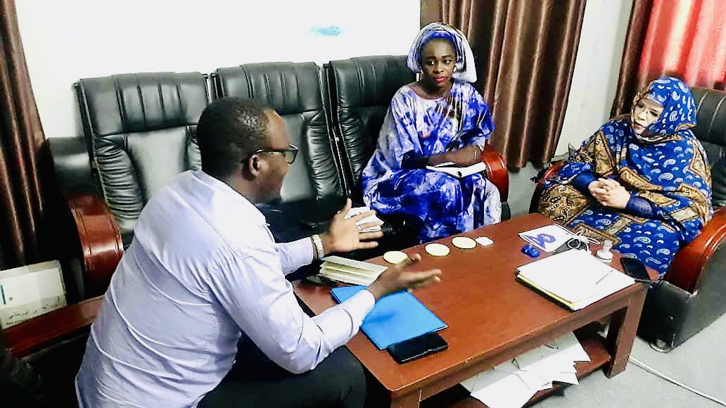 CNASSMauritanie's tweet photo. Nos équipes de #Sebkha, #DarNaïm et #Bababé ont rendu visite aux autorités administratives (préfets) pour les informer sur les missions de la #CNASS et sur le calendrier du déploiement prochain de nos agents de sensibilisation sur le terrain auprès des populations cibles. #CSU https://t.co/REH4DVWduF
