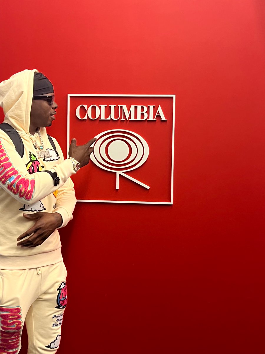 Famous Animal Tv tweet media