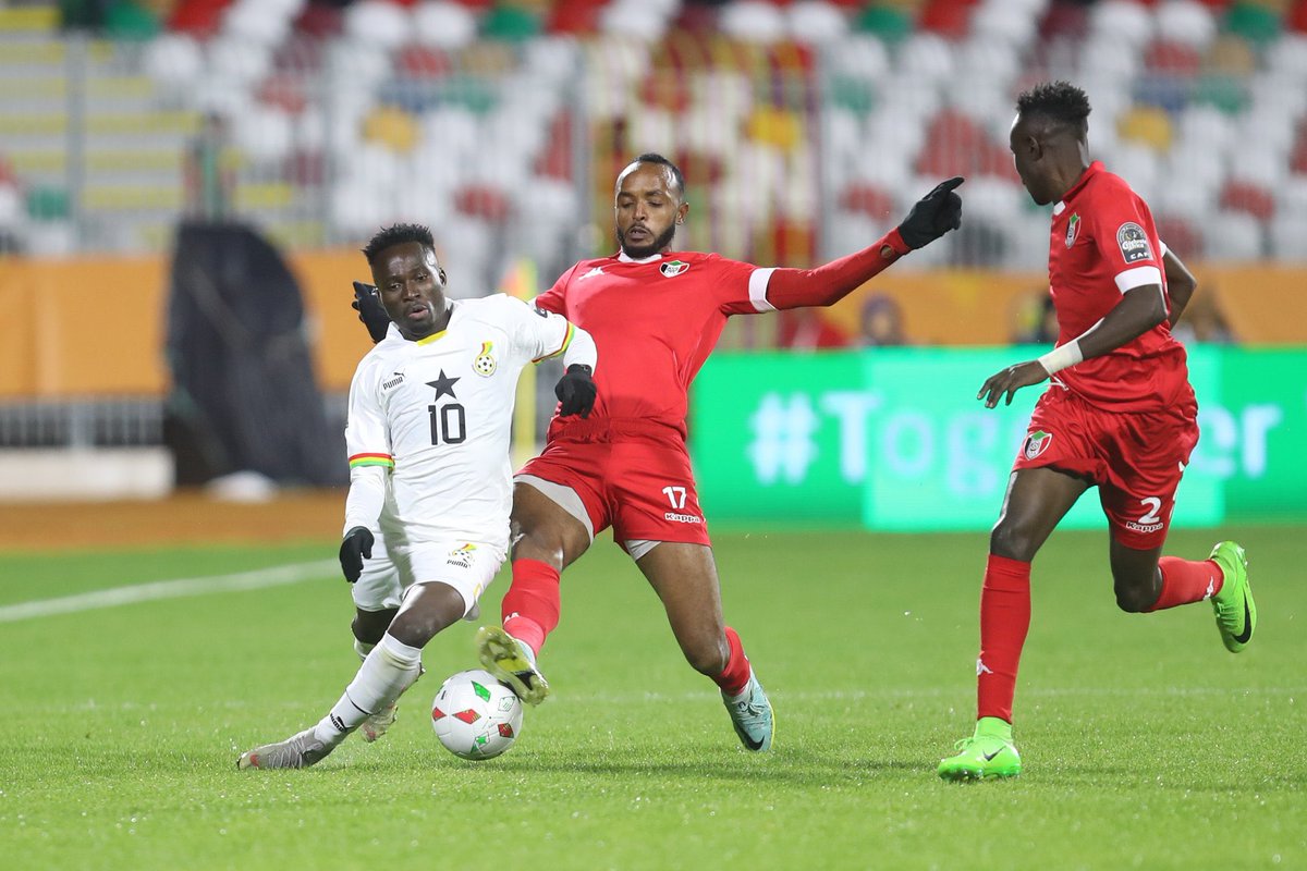 13footballC's tweet photo. GHANA 🇬🇭 3-1 🇸🇩 SUDAN 

Le Ghana est qualifié pour les quarts de finale !

#TotalEnergiesCHAN2022 | #GHASUD https://t.co/bwv0WWl0tY
