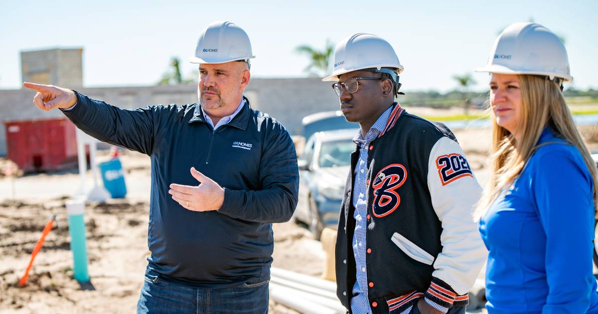 South Florida Sun Sentinel tweet media