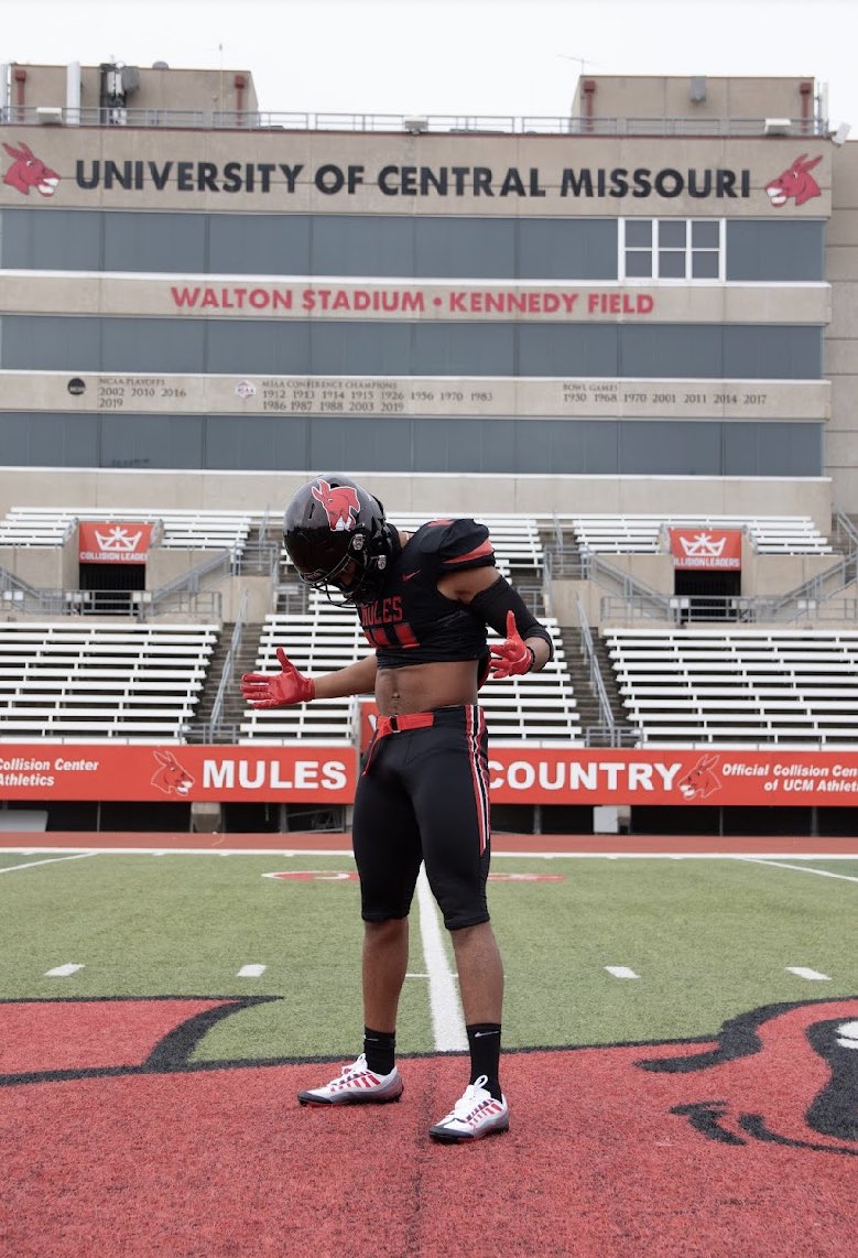 Thank you to everyone who was apart of my process but after much thought and consideration I have decided @UCMFootballTeam @JoshLamberson @whhscougarsFB @MasterLockDown @rickhall323