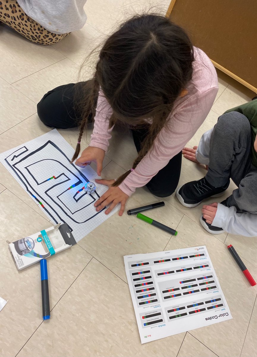 StDominicDP's tweet photo. Grade 1s and 2s coding with Ozobots. Students had to create a path with at least 3 different movements for Ozobot to follow. ๐๐ป๐๐ป #CodingRocks @StDominicDP @DPCDSBSchools @Ozobot https://t.co/21TK3MUEiL