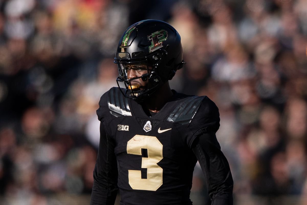 #AGTG 🙏🏾 After a great conversation with <a href="/Coach_GHarrell/">Graham Harrell</a> and <a href="/CoachDoege/">Seth Doege</a> I am blessed to say I have received a offer from Purdue University!!