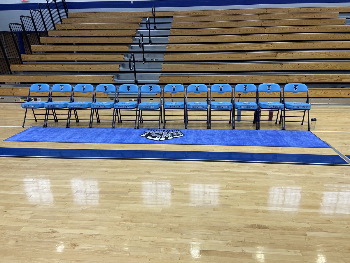wcsTSMShoops's tweet photo. Thank you to Kelly Oakley and TAC for our new runners!!! https://t.co/OSwLoRpmju