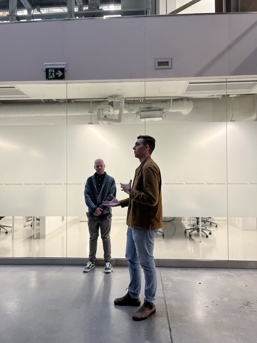 UrbanWaterTMU's tweet photo. Our HQP sharing exciting research with visiting highschool students. Shout-out to Wyatt and Eric for engaging with the students and taking them through the Analytical Lab! 🔬🧫 https://t.co/2JLwjahr23