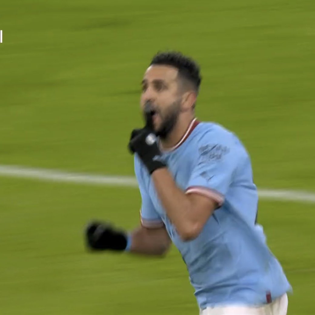 Touch__Screen's tweet image. Mahrez show tonight 🔥🔥🔥🔥