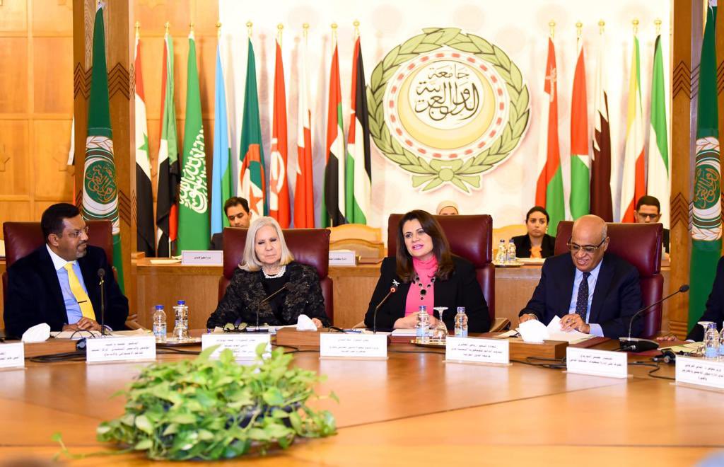 mrcssi's tweet photo. Wrapping up the Symposium on Challenges Facing Arab Immigrant Families in Canada held in collaboration w/ the League of Arab States. Some of the members pictures are @mrcssilondon director @mohd_baobaid @DrAbuGhazaleh of @arableague_gs and Egyptian Minister of State @AmbSohaGendi https://t.co/aw13uoXlJM