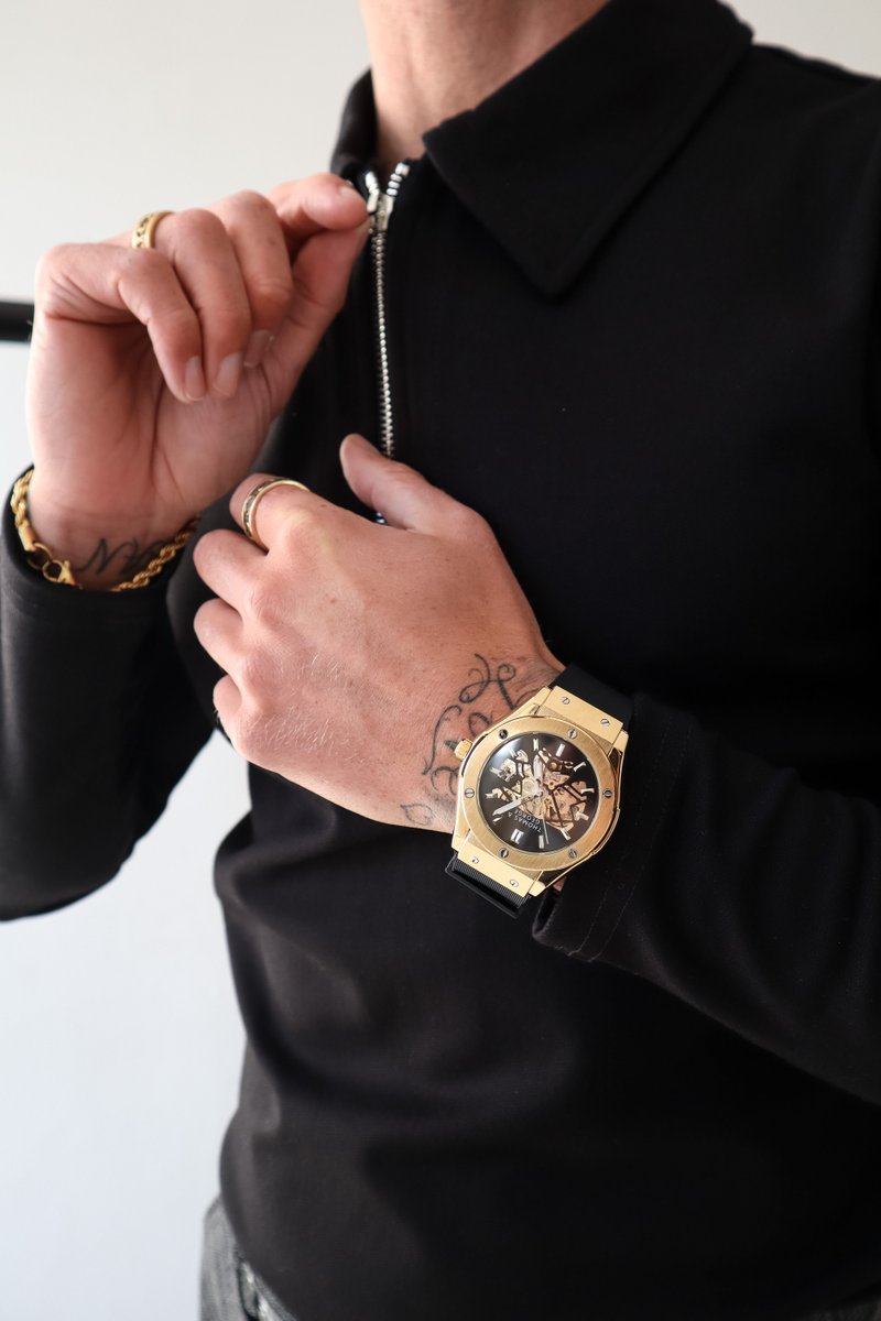 Stand out with the Norway Gold.