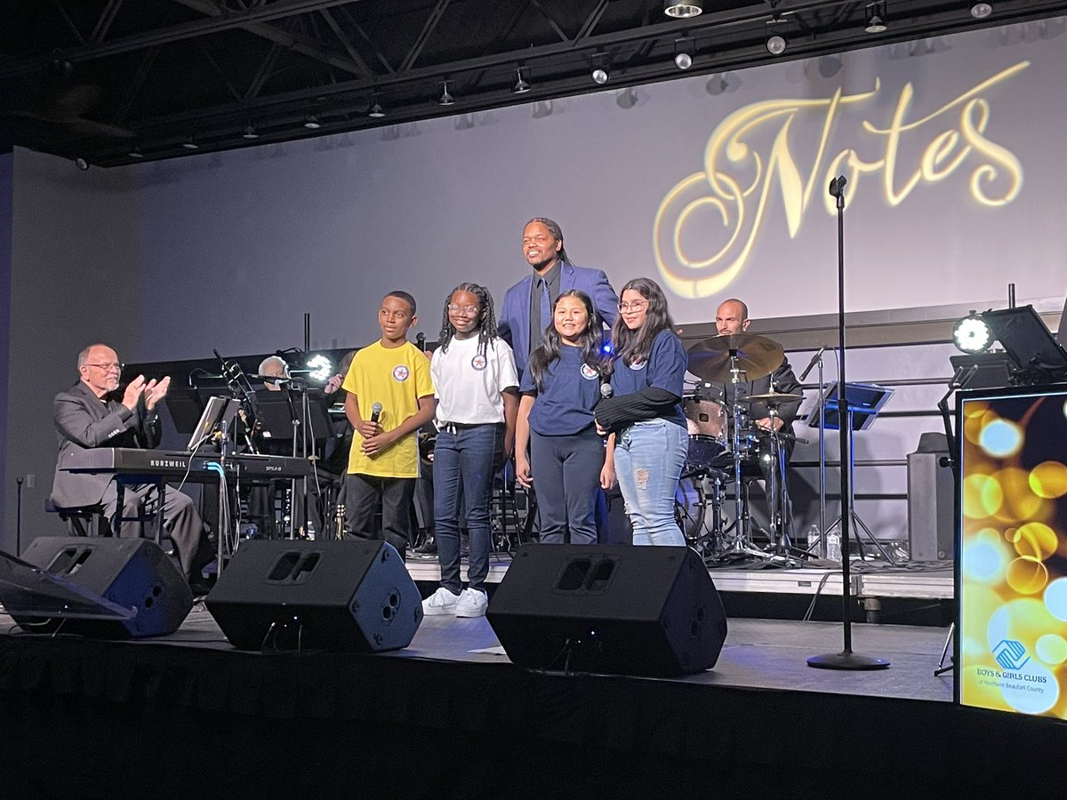 Boys and Girls Club Notes Fundraiser was a great event! We are the village! Thanks to those who support the cause!
#L.O.V.E. is all we need!!