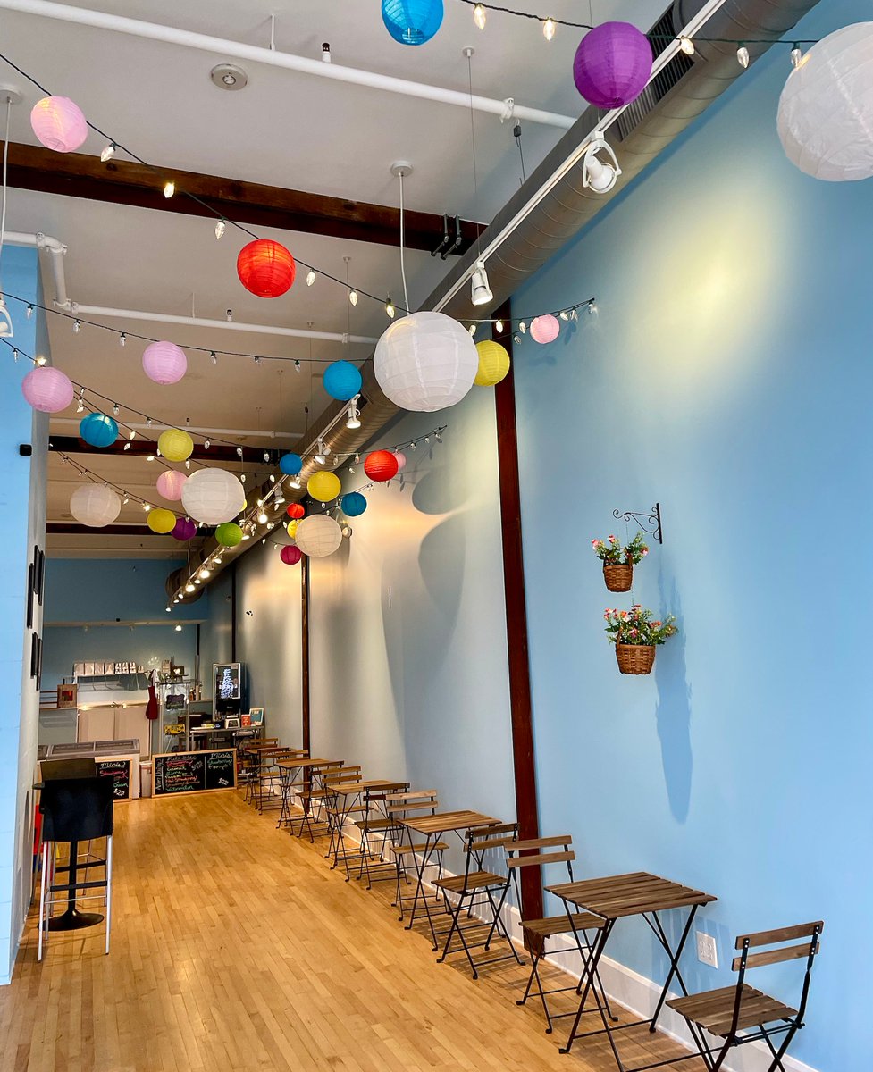 DowntownRaleigh's tweet photo. Give a warm (or frozen) welcome to the newest Downtown Raleigh business: Raleigh Popsicle Co. 🍓
 
Raleigh Popsicle Co. makes handmade, fresh fruit popsicles that are mouth-watering and refreshing year-round. 

📍119 E Hargett St. https://t.co/K6MCwQH3tW