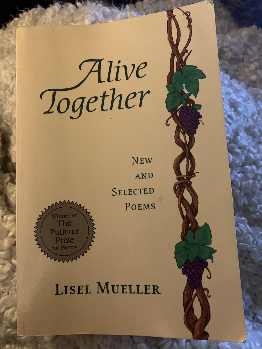 literareem's tweet photo. #liselmueller
#poetry https://t.co/cuDq5Iz8YN