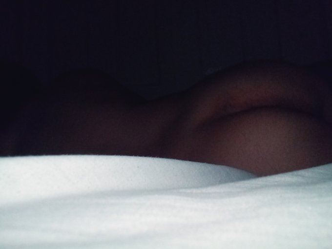 See better pictures on PornHub.  https://t.co/SbNvUCxA9A https://t.co/OYtxUJU7nQ