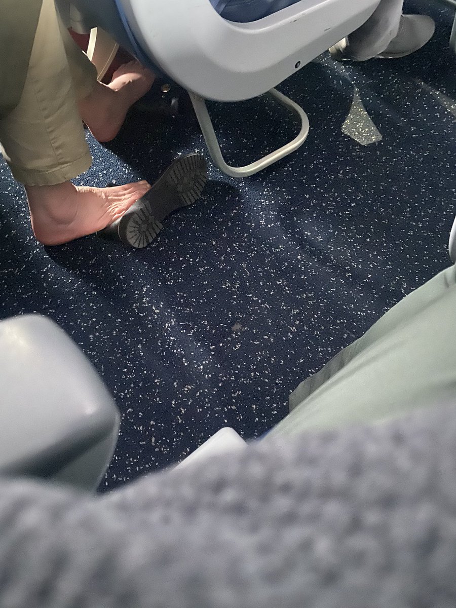 conorgately's tweet photo. @TSA please advise. Not all forms of terrorism can be picked up via baggage scans. https://t.co/PDAgg8o0or