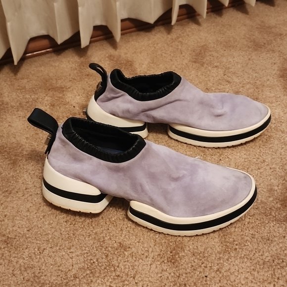 nikkitgf's tweet photo. So good I had to share! Check out all the items I'm loving on @Poshmarkapp from @tgehrke88 #poshmark #fashion #style #shopmycloset #tommyhilfiger #stuartweitzman: https://t.co/3ABBf9xA8x https://t.co/cnSizCl3bM
