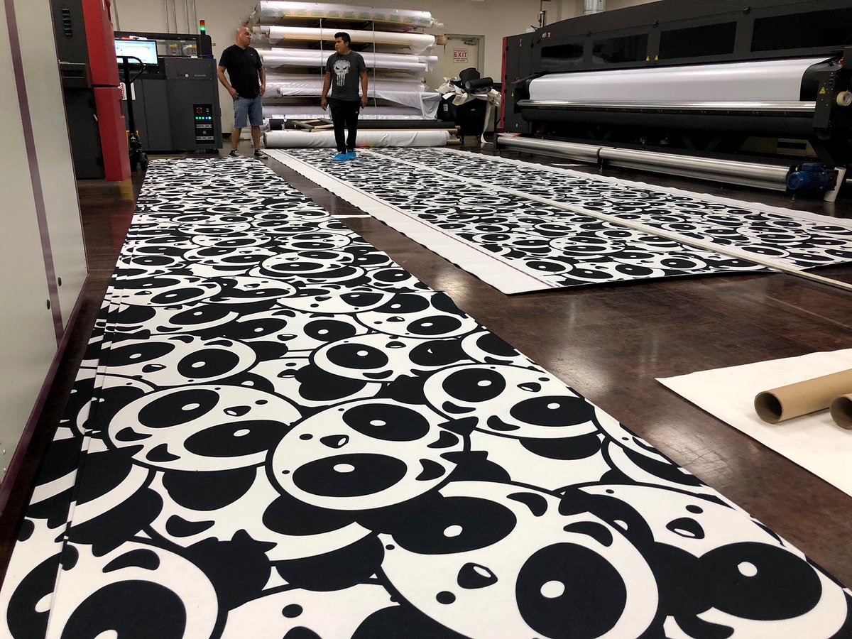 Our dye infused carpet is great for retail promotions, events, trade show booths, and covering up ugly floors 😀

Contact us for a sample 👍

#largeformatprinting #eventsignage #eventdecor #eventdesigner #tradeshowbooth #tradeshowdisplay #customcarpet