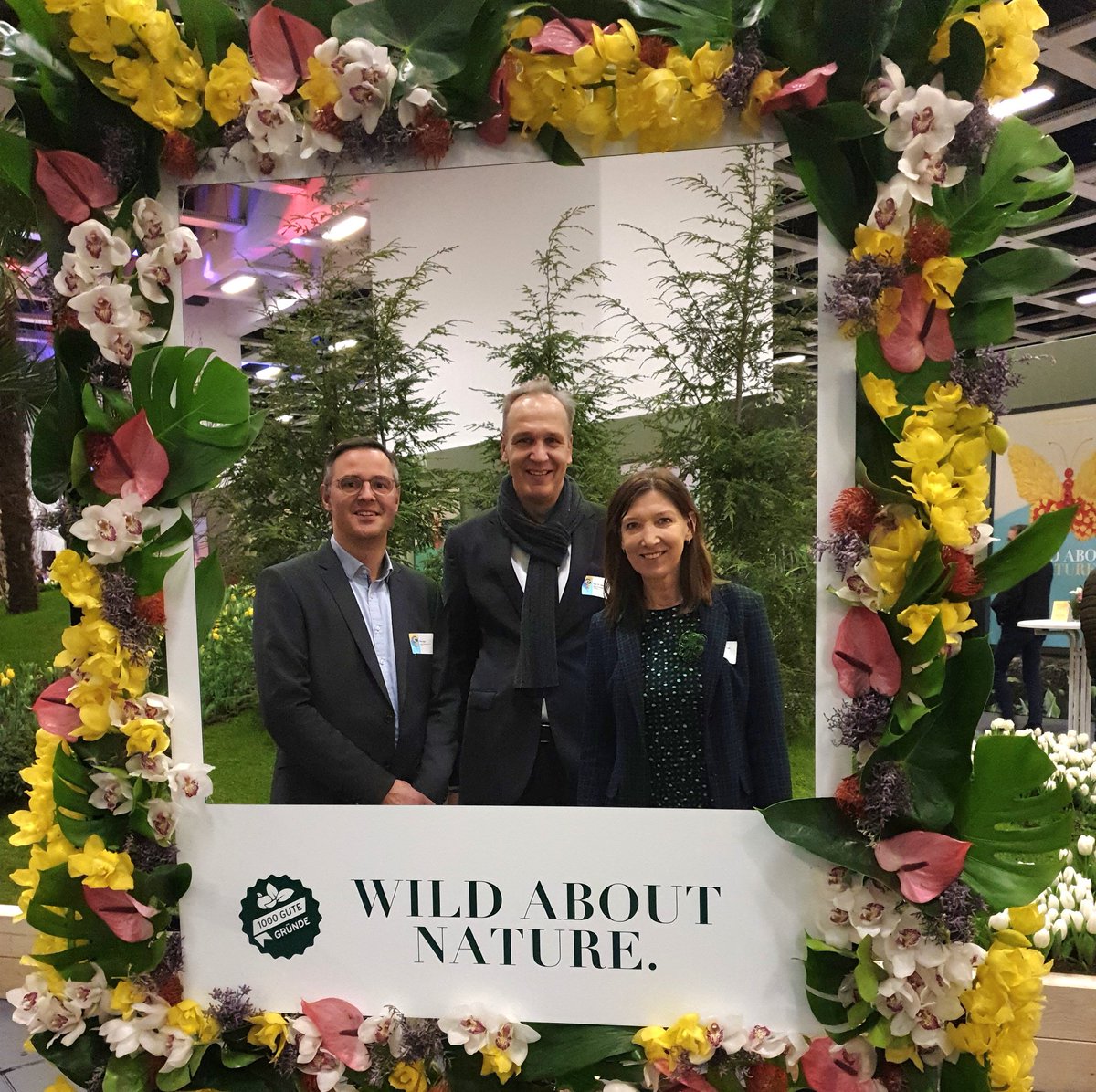 CPGbR's tweet photo. We had a great time at the opening ceremony of the @gruenewoche in the #Blumenhalle with welcome speech @ZVG_Gartenbau, meeting colleagues of @BHT_bln #IGW2023 #horticulture https://t.co/q27btJ6NSN