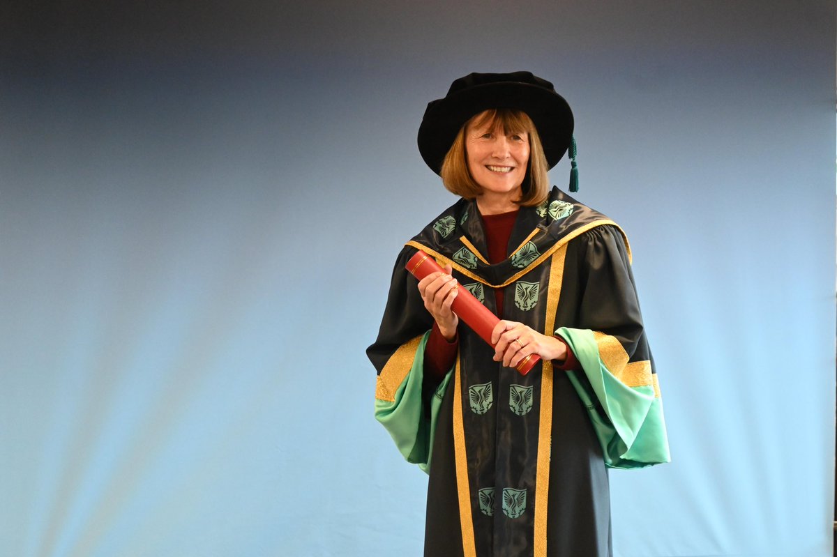 Dame Alwen Williams tweet media