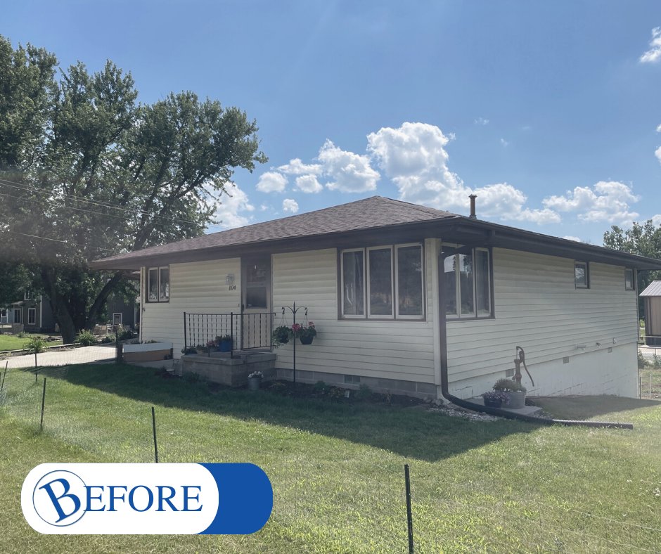 bureshhs's tweet image. This Panora homeowner got quite a facelift with new Cedar Knolls D4 Vinyl Siding in Deep Water and Pella 250 Series Vinyl Windows! 😍😍 Let us what you think down below!