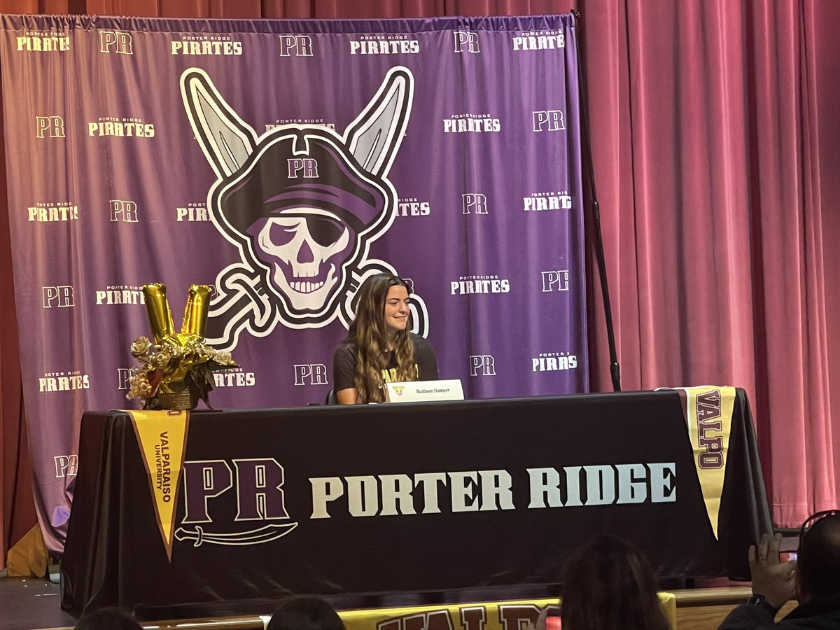 CarolinaLegacy1's tweet photo. Signing day for @Mstamper2023 🥳🥳💥🥳❤️ our family ❤️@ValpoSoftball she’s coming for you 💥💥

“At the end of the day people won’t remember what you said or did, they will remember how you made them feel.” Maya Angelou ❤️❤️ @KaraAlday @katiecarden7 @AutumnKeziah @Taylorerb15 https://t.co/RzEGcfOA2p