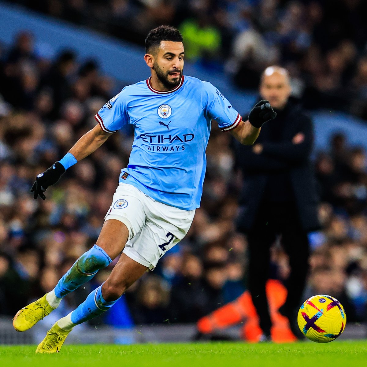 ActuFoot_'s tweet photo. Le match que vient de faire Riyad Mahrez. 🥵🇩🇿 

Décisif sur les 4 buts de City ce soir. https://t.co/llA7SnDdJW