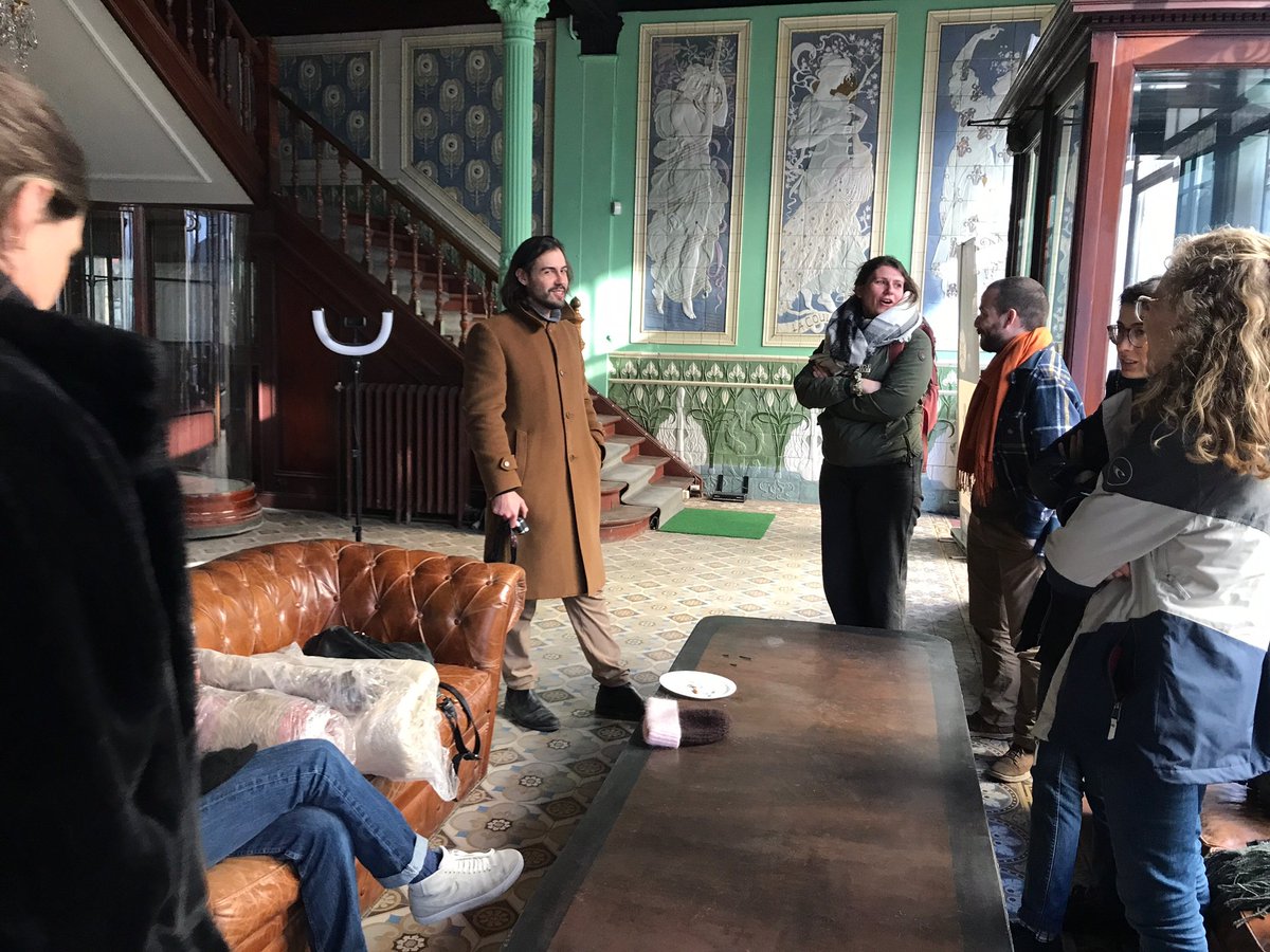 APECSbelgium's tweet photo. Something is in the works...🚧 @APECSbelgium🇧🇪 has paired with the Wallstreet Colors artists' collective 🎨 for the upcoming Talk CEC exhibit on Oceans 🌊 &amp; Seas in April ... stay tuned !!!! https://t.co/OcGunwe7Xd