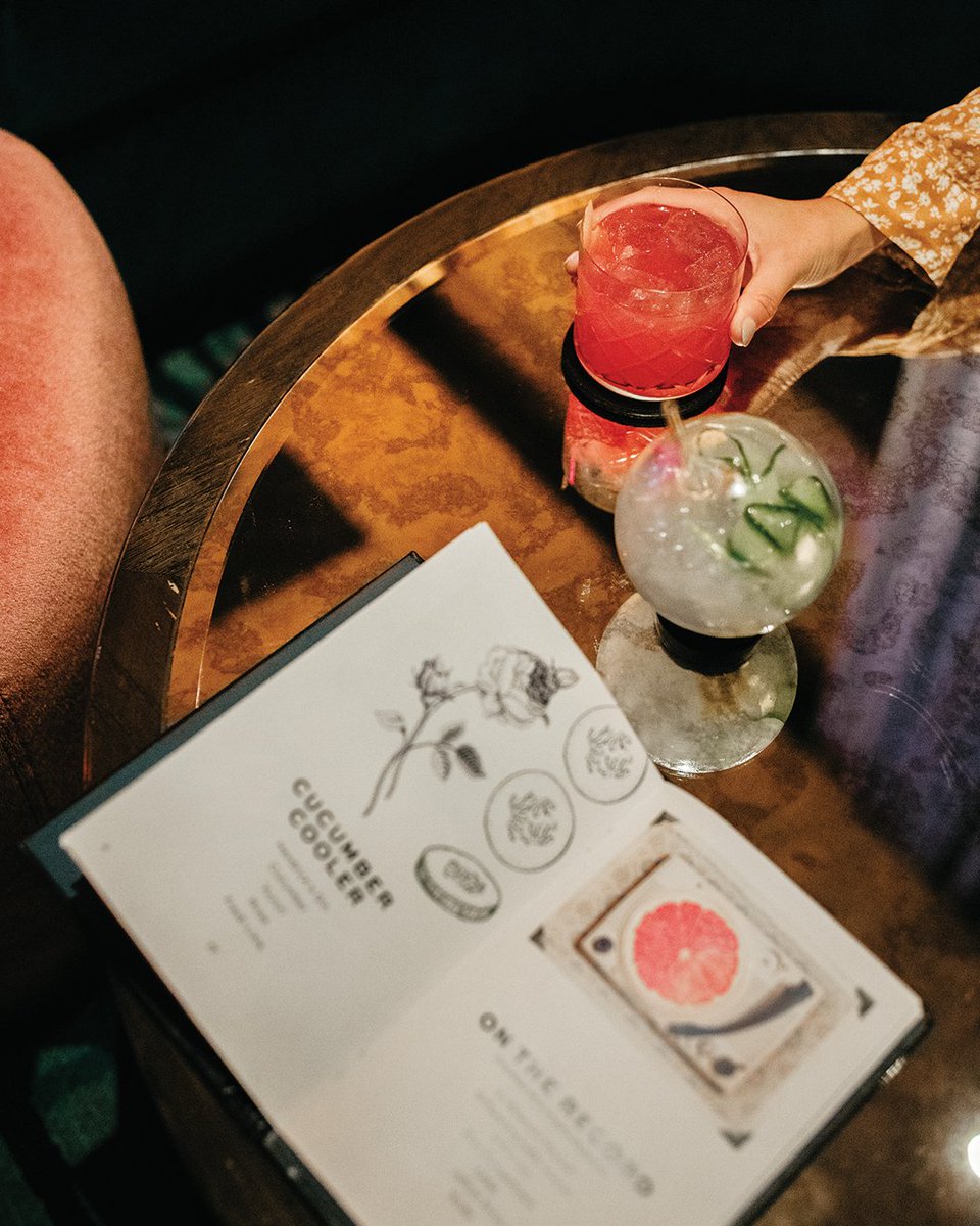 junipercocktail's tweet photo. Raising a glass for a smoky Mezcal masterpiece and an exhilarating cucumber cooler—only @parkmgm https://t.co/SAEjiERoZr
