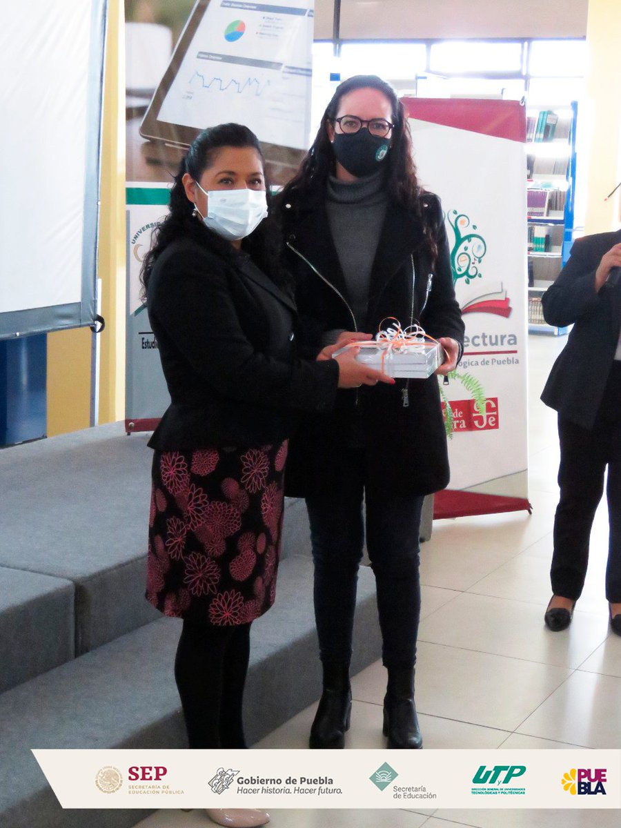 OficialUTP's tweet photo. | #EventosUTP|“Compartiendo el Conocimiento”, organizado por el Departamento de Servicios Bibliotecarios de nuestra universidad, se presentaron las reseñas de cinco libros, los cuales fueron resultado de las investigaciones que el Cuerpo Académico “Desarrollo de Negocios”. https://t.co/XkS3JUmVYO