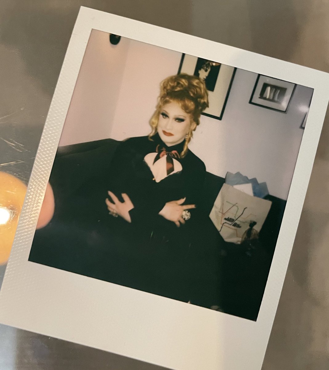 JinkxMonsoon's tweet photo. Tune in tonight! 🖤⭐️ @LateNightSeth @ChicagoMusical https://t.co/cjDzL76DHj